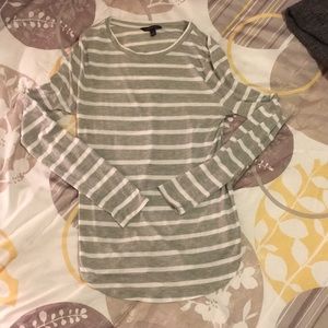 Banana Republic Gray and White Striped Tee